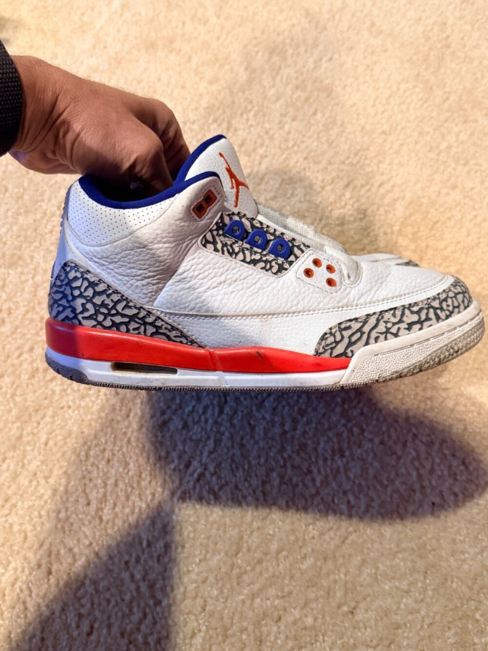 Previously Loved NIKE AIR JORDAN 3 Retro "Knicks" Sneakers Size 7Y